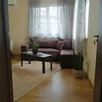 уют Апартаменты *